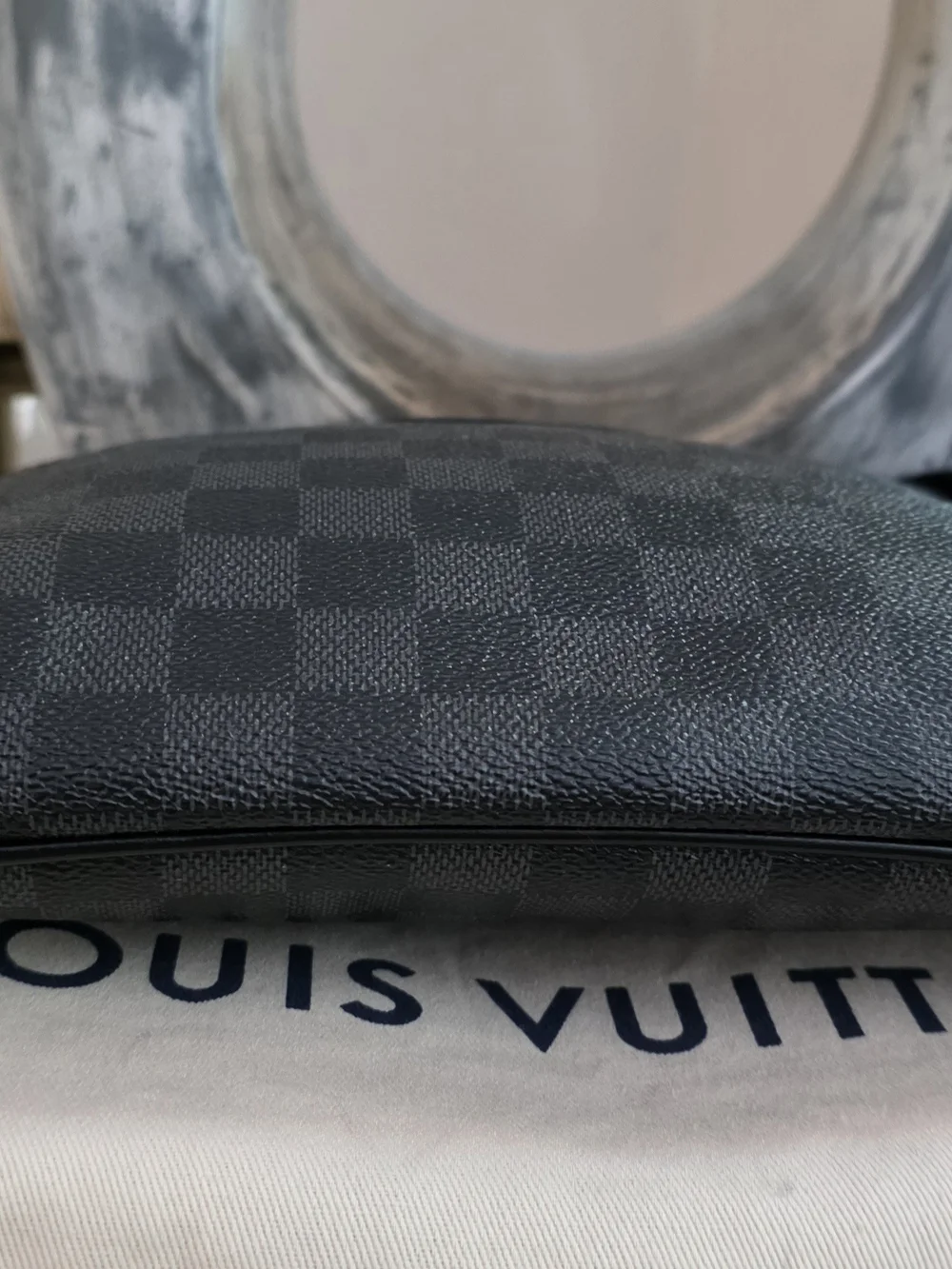 Louis Vuitton Damier Graphite Thomas Messenger Bag